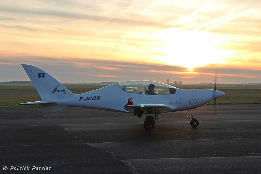 Shark - F-JCQX/40 NJ