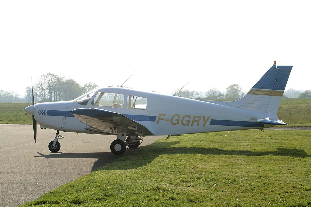 Piper PA-28-161 Cadet - F-GGRY