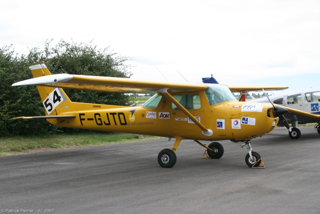 Cessna 150 - F-GJTD