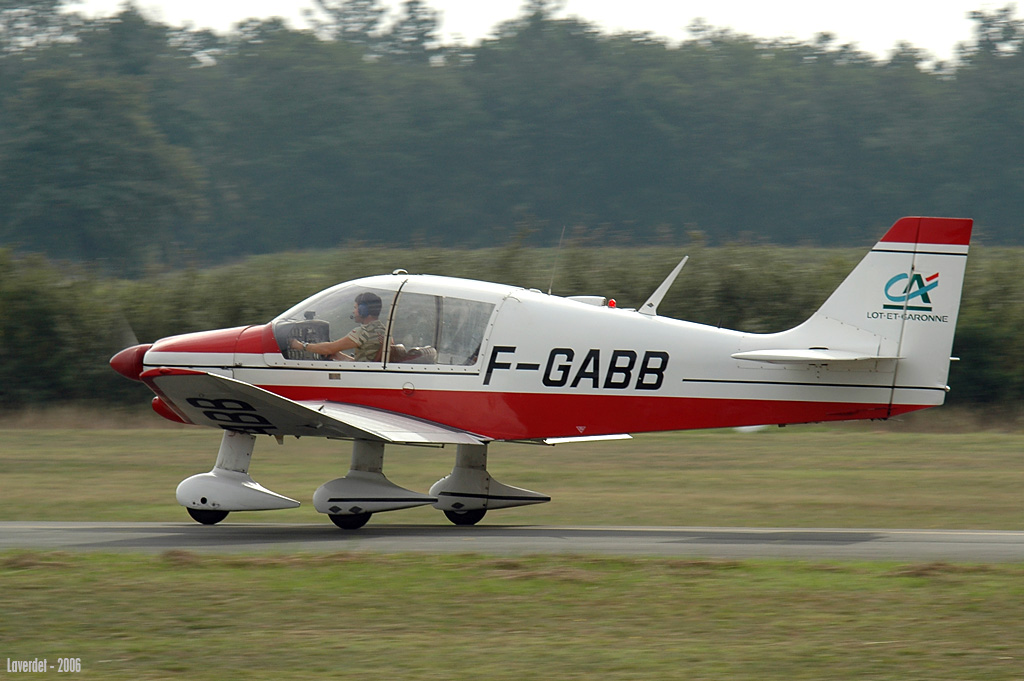 Robin DR 400-2+2 - F-GABB