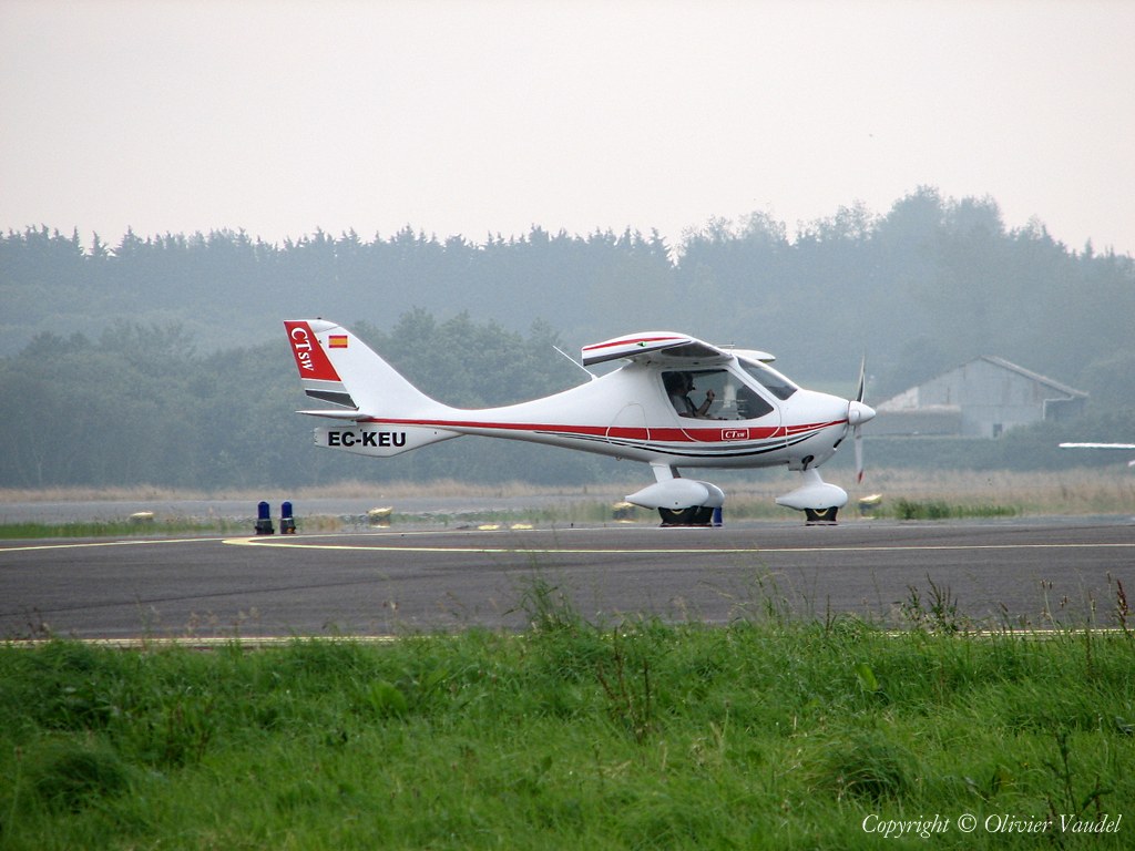 Flight Design CTSW - EC-KEU