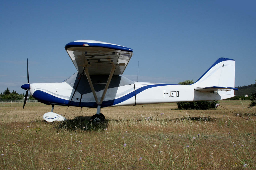 AeroAndina MXP-1000 Tayrona - F-JZTO/72 MC