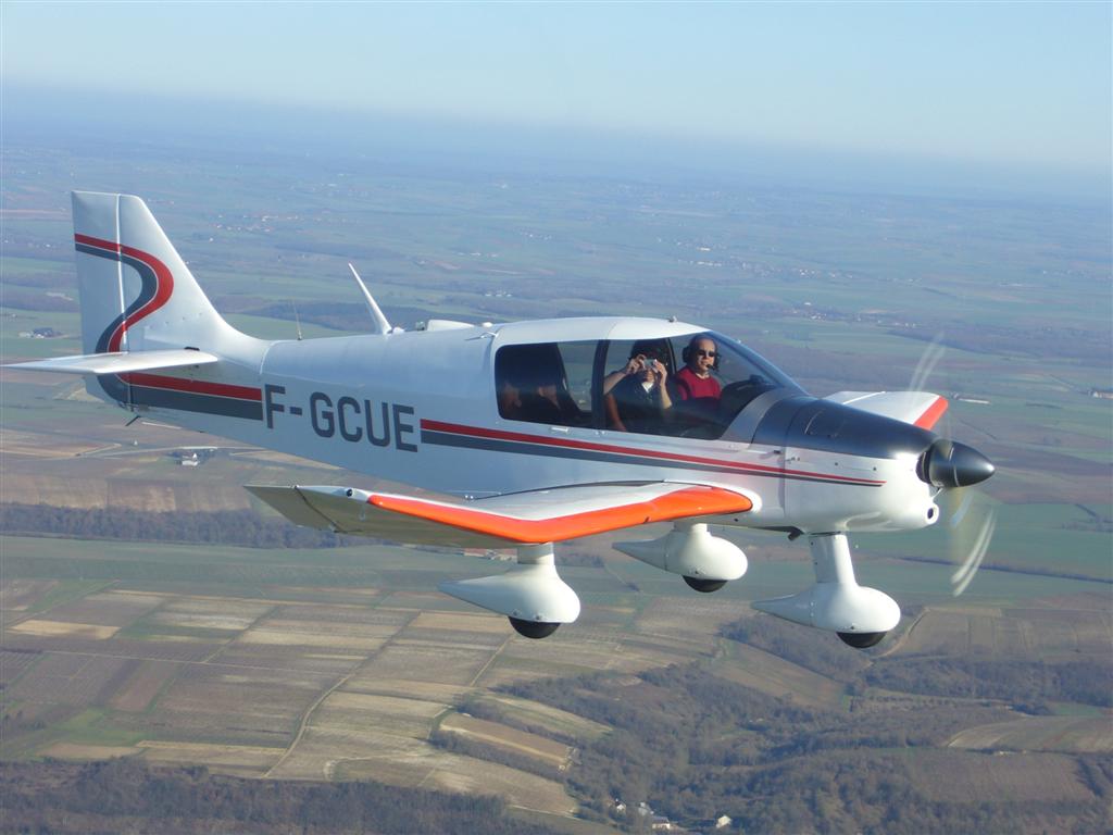 Robin DR 400-160 - F-GCUE