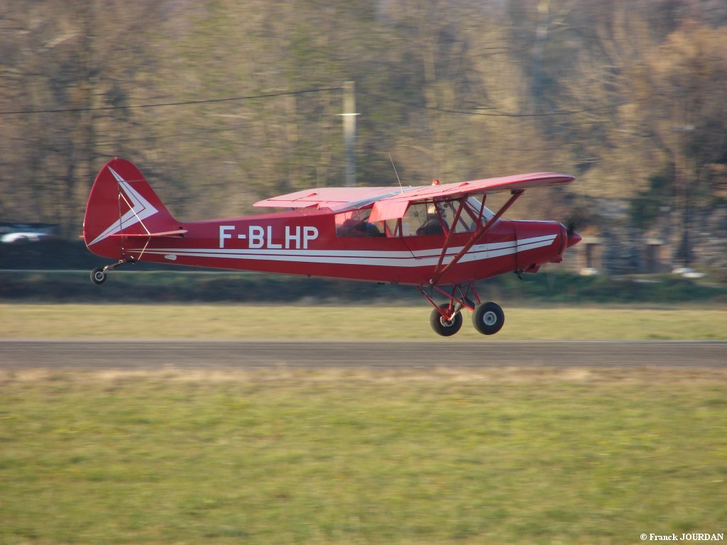 Piper PA-18 Super Cub - F-BLHP