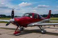 53999 - Cirrus SR22 N220AM